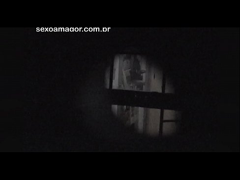 ❤️ Blondīnīte tiek slepeni filmēta ar kaimiņu vuajeru, kurš slēpjas aiz dobiem ķieģeļiem Kaltais porno pie lv.tukifporno.ru ❌️❤