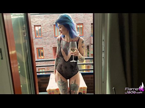 ❤️ Milzīga meitene sūc ar rīklīti un kaislīgi drāž zem klajas debess Kaltais porno pie lv.tukifporno.ru ❌️❤